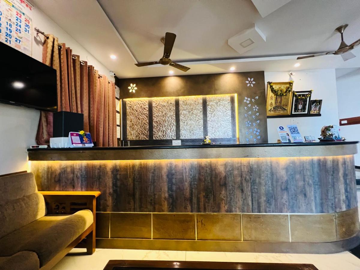 Alāndurai Raja Residency酒店 外观 照片
